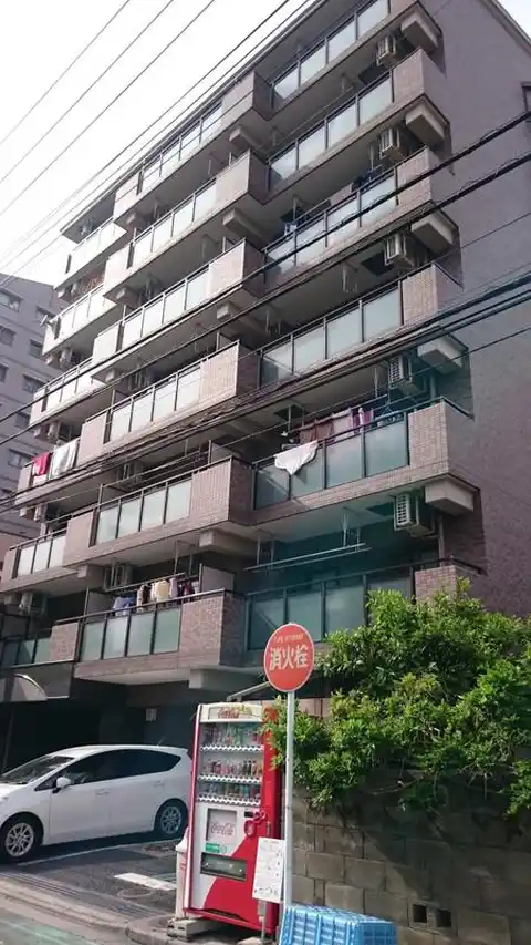 フォンティーヌ下前