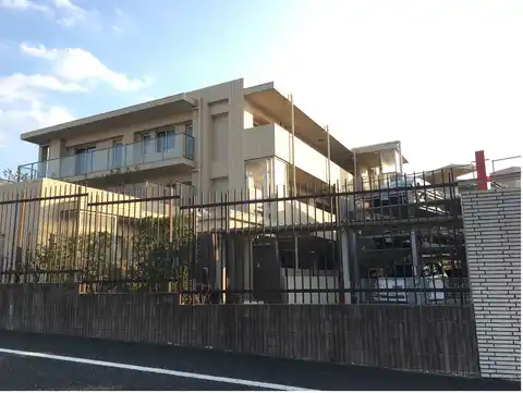 パークホームズ青葉台二丁目