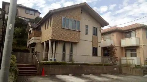パティオ青葉台A