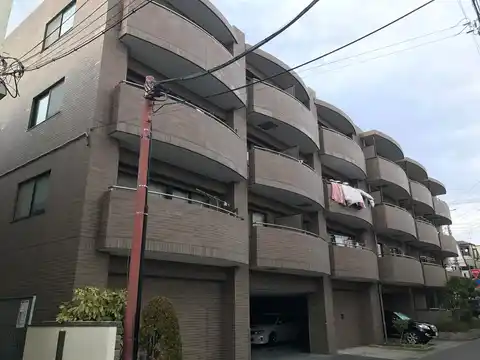 エストレージャ