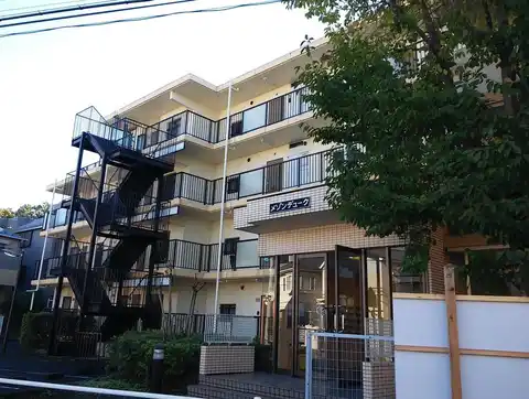 メゾンデューク