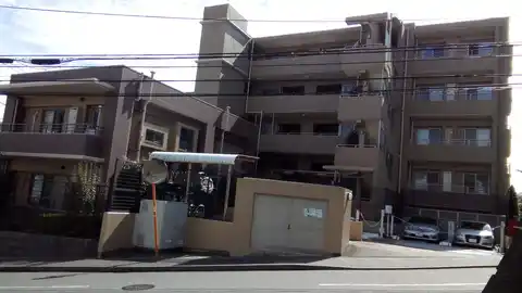 ヒルズ青葉台2丁目
