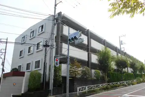 サングレイス京王堀之内court D