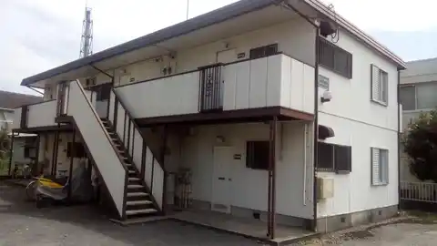 ハイツ並木B