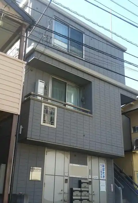 ベリリスカーサ