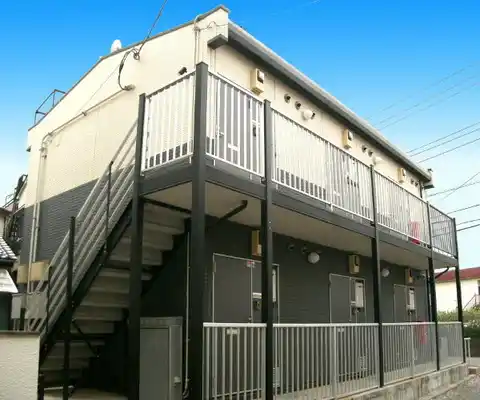 レオパレスボレール