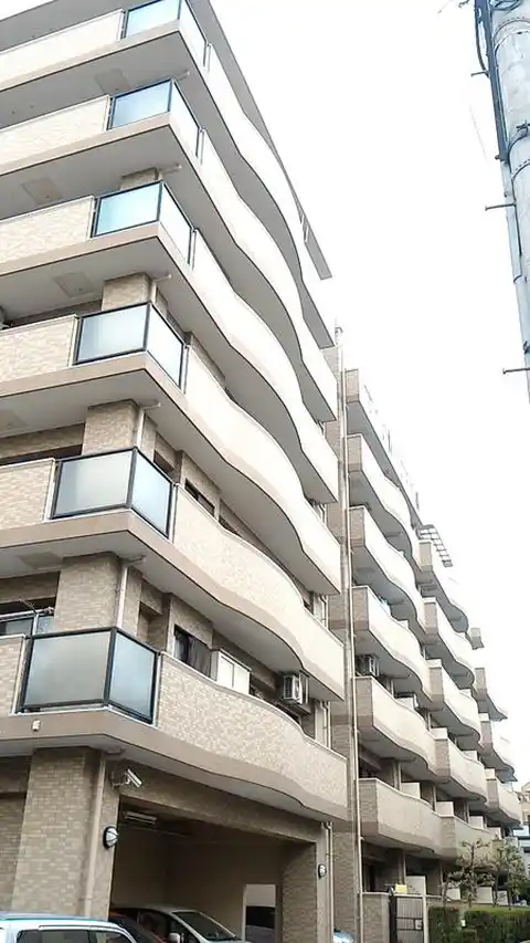 ライオンズマンション大宮日進町