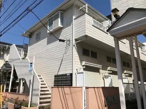 クリームハイツB