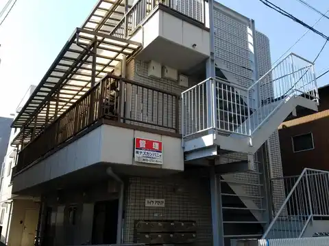 ハイツアゼリア