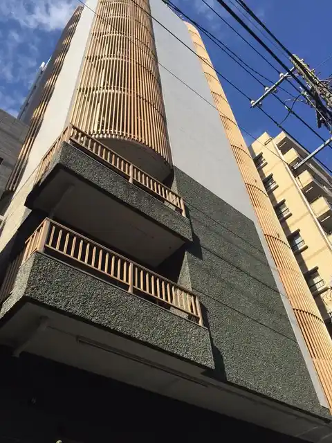 パレデモニュマンオンダ