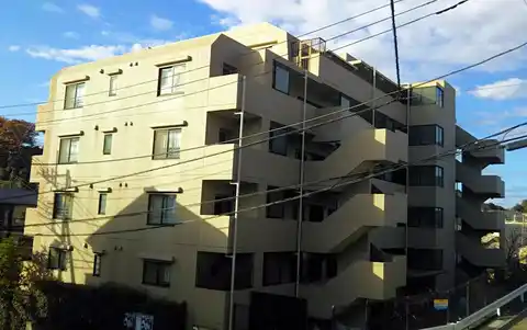 ラ・カージュ横濱