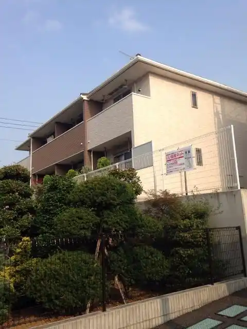 シュシュシャンブル