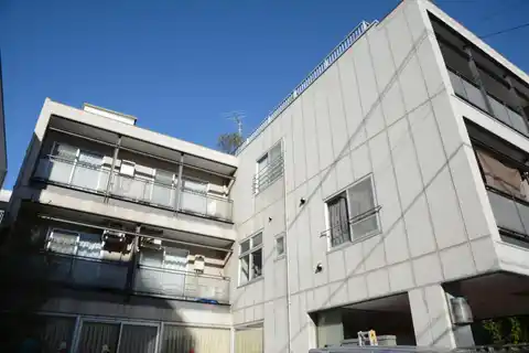 イーストウッドビル