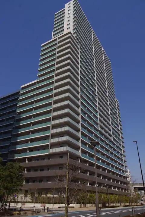 武蔵浦和SKY&GARDEN(A〜D棟)D棟