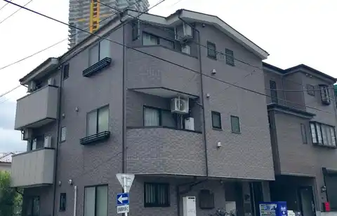 コートウィスタリア