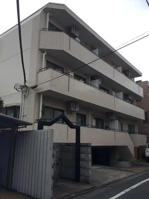 ドエル早崎
