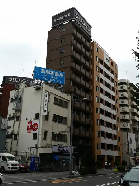 グリフィン横浜・東口