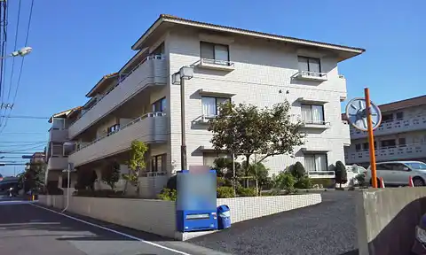 パレドール・イースト