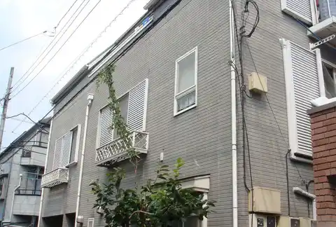 プラザ・ハイツ