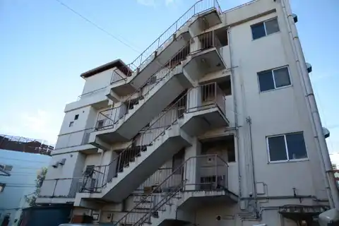 KFAビル