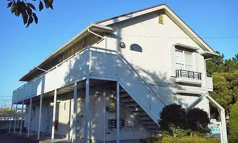 フローラル東野I