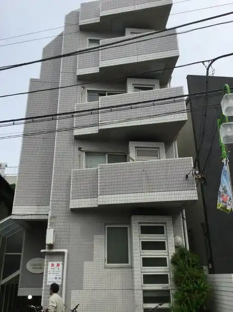 リバティフカサワ