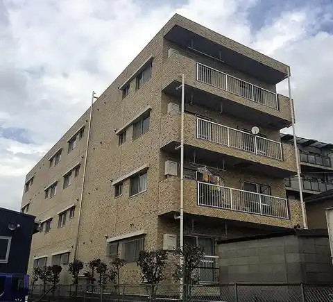 メゾンハイネス