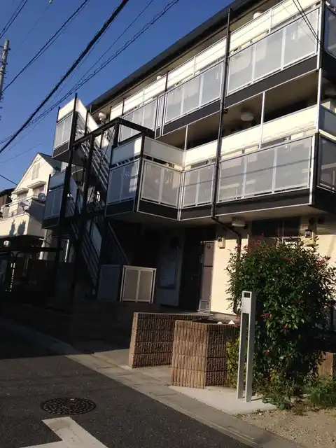 レオパレスボヌール