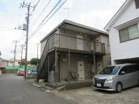ピュアハウス三山