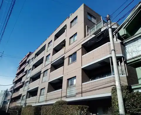 グランベルク馬事公苑