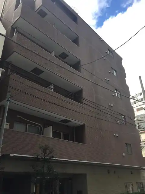 パレステュディオ新宿御苑前