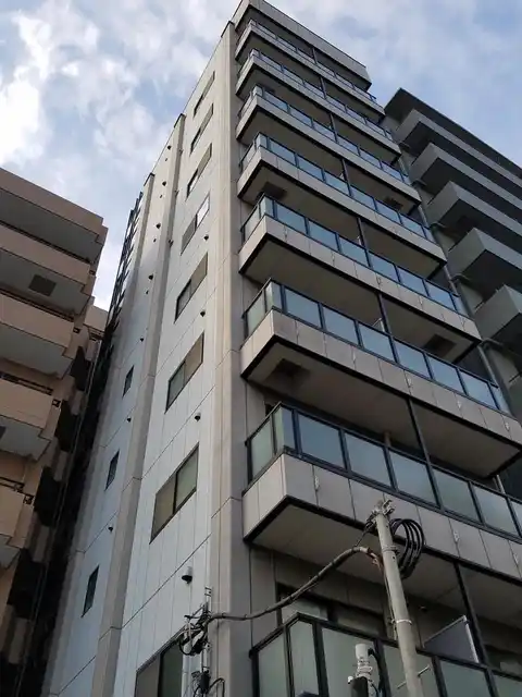 エスト横浜