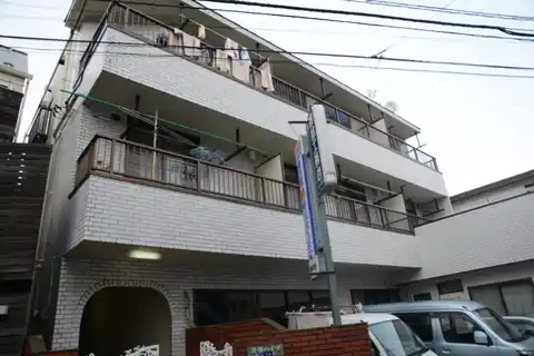 渡部ハイツ