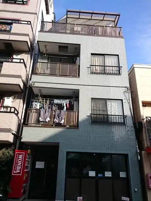 メゾンアストリア