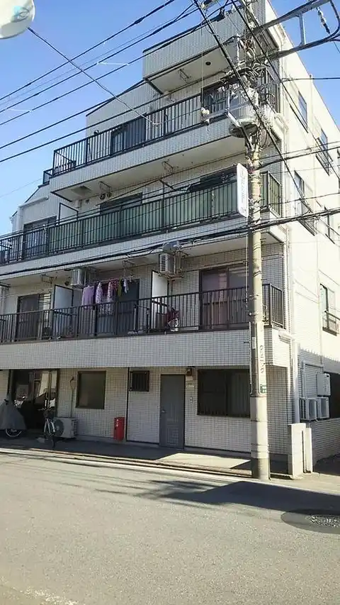 メゾンニューカマタ