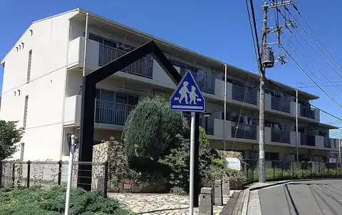 鶴見ガーデンハイムA棟