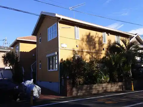 ハウスピーチェリー