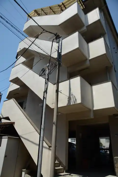 三美マンション