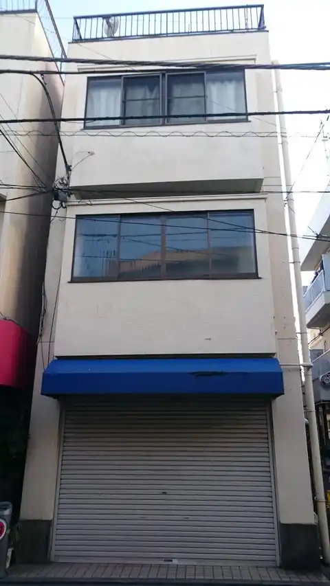シテーハウスマキ