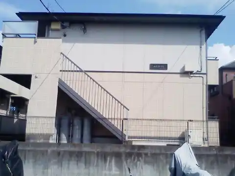 エメ・フルーヴ