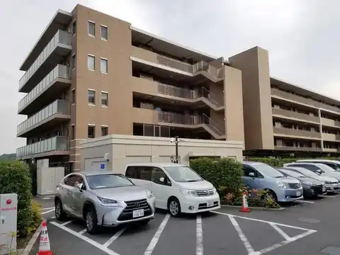 クレヴィア若葉台パークナード五番館