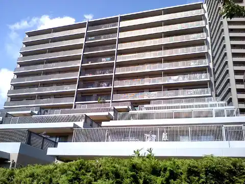 ローレルスクエア南大沢3番館
