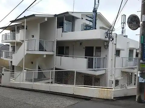 菊名ロイヤルハイツ