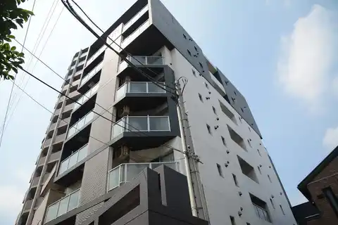 ウエスト COURT川崎大師