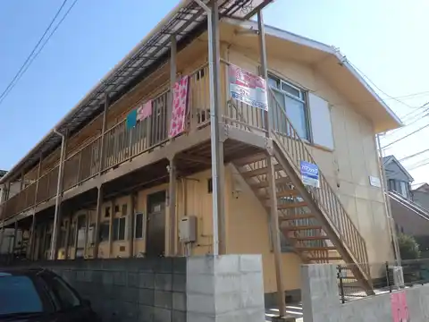 メゾン鵠沼A