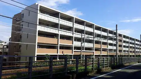 ドレッセ青葉台プレエスタ