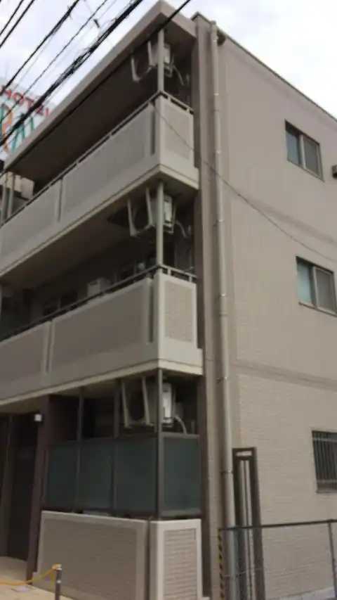 ルミエールウエスト