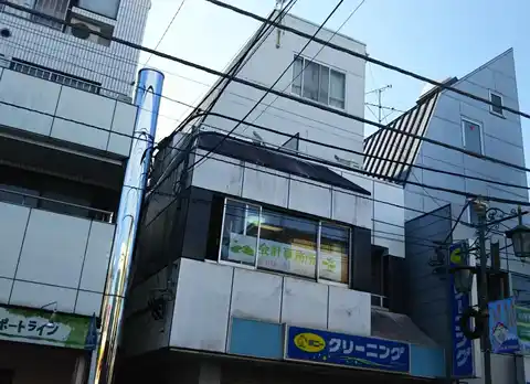 フェリース国立