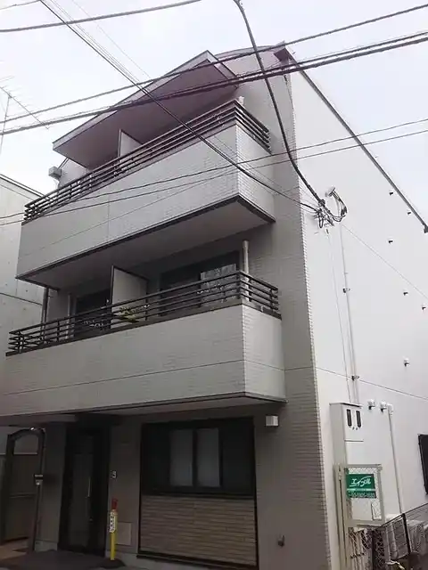 エイミー中井