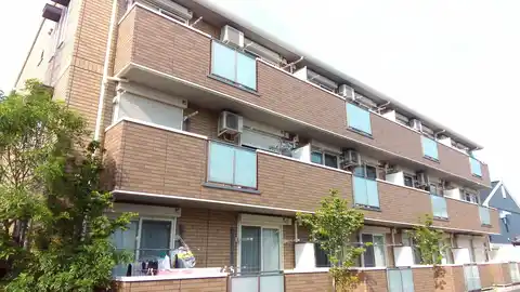 レフィナード
